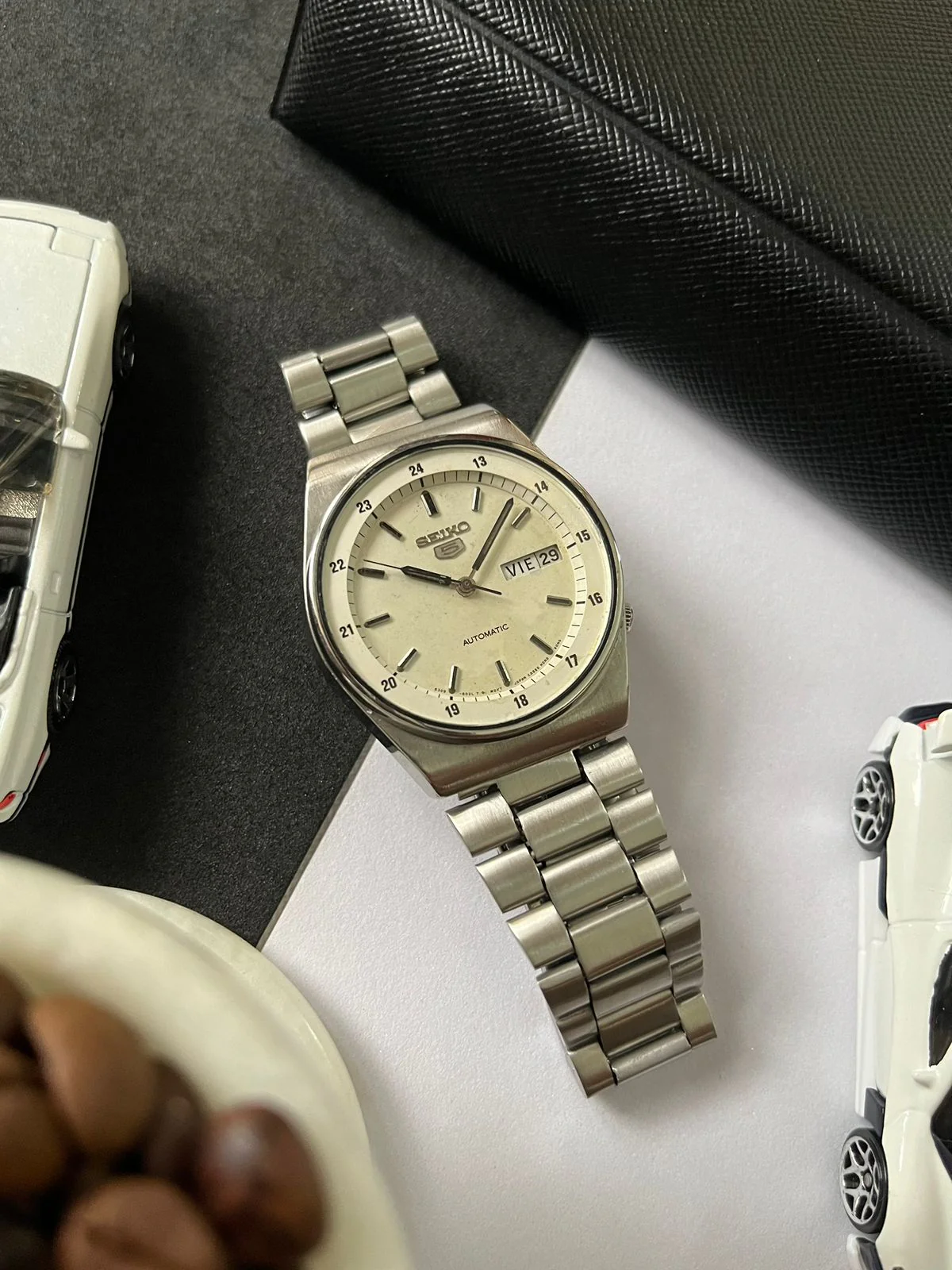 1981 Seiko 5 Railway Time White Dial (Pre Owned) - Image 3