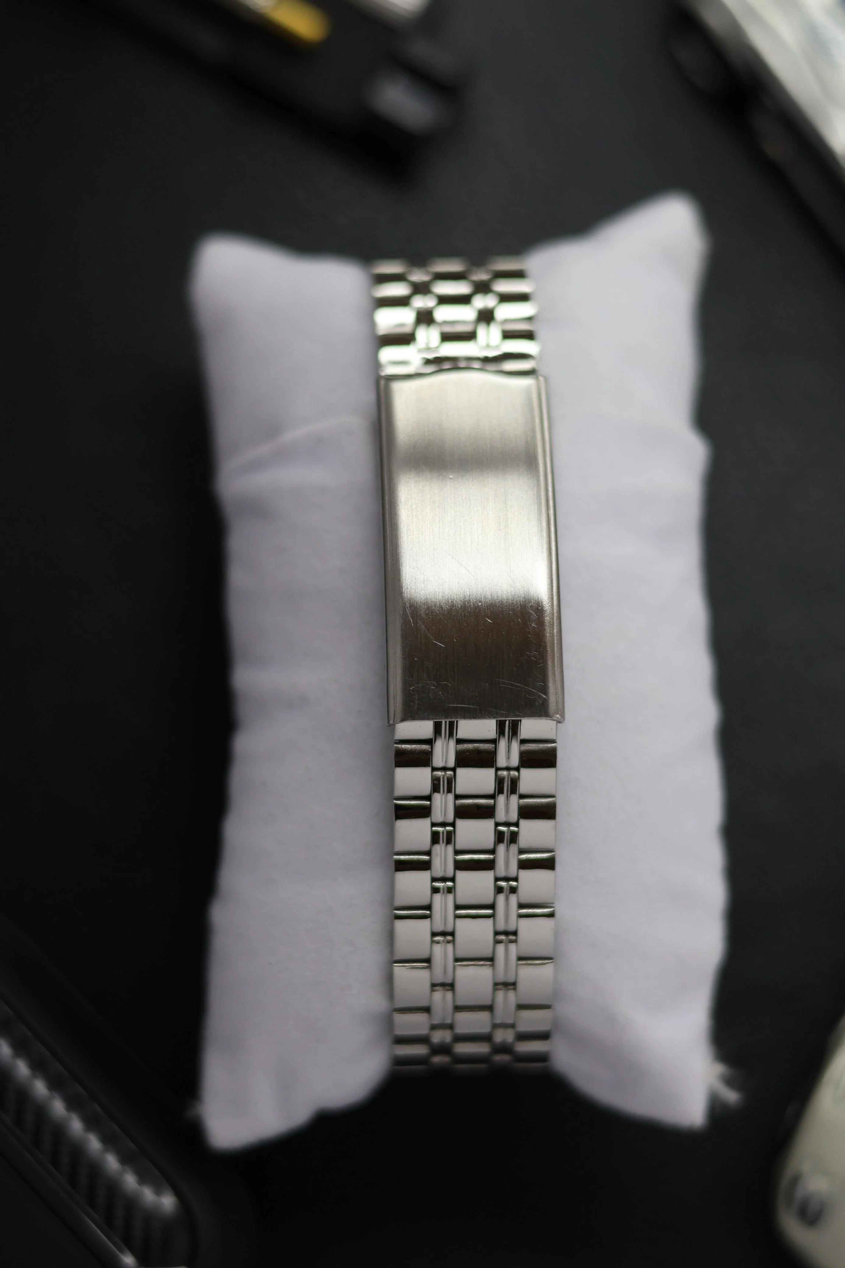 Citizen Eagle 7 White Dial (Pre Owned) - Image 4