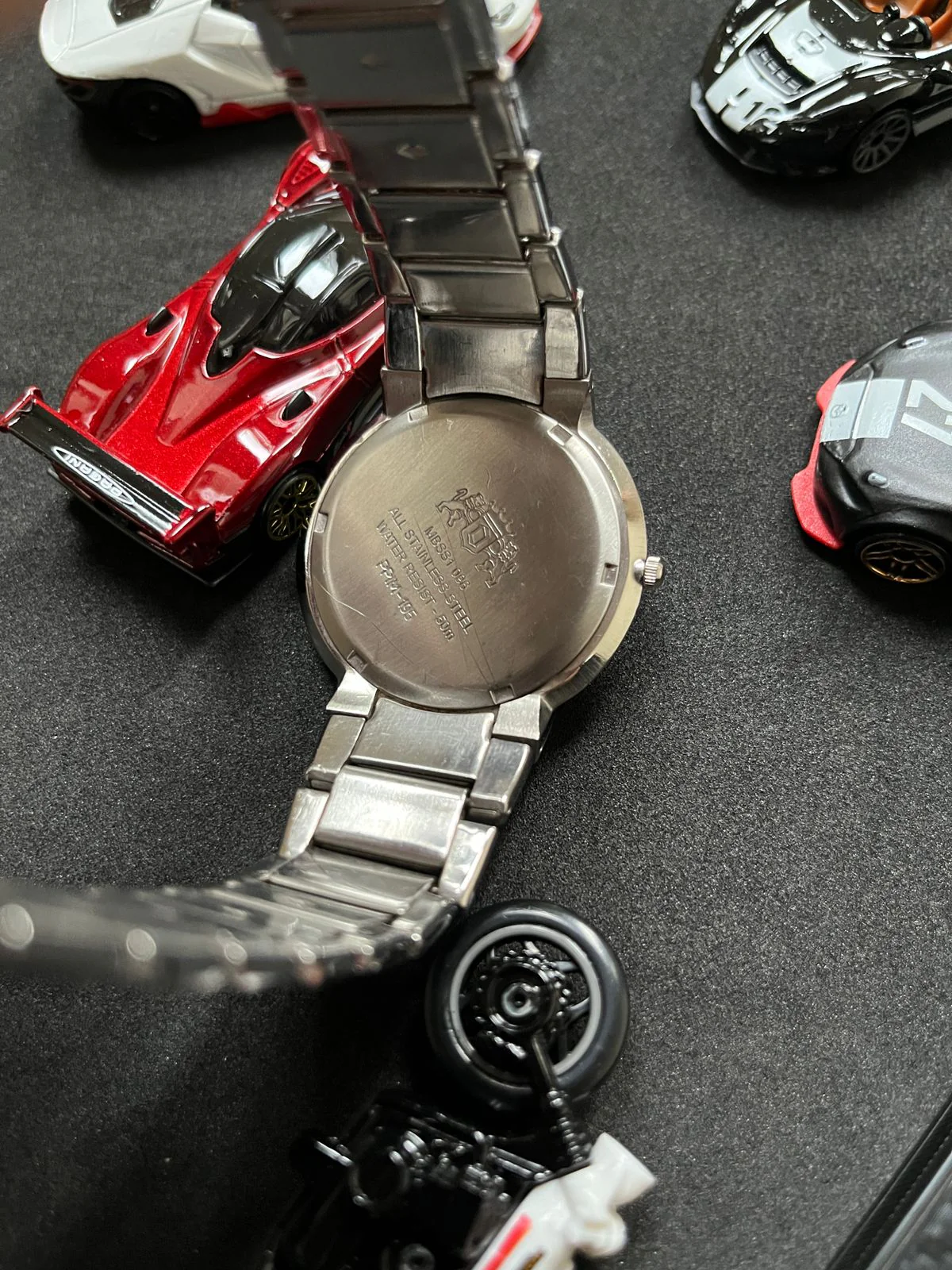 Orient Quartz Black Dial (Pre Owned) - Image 4