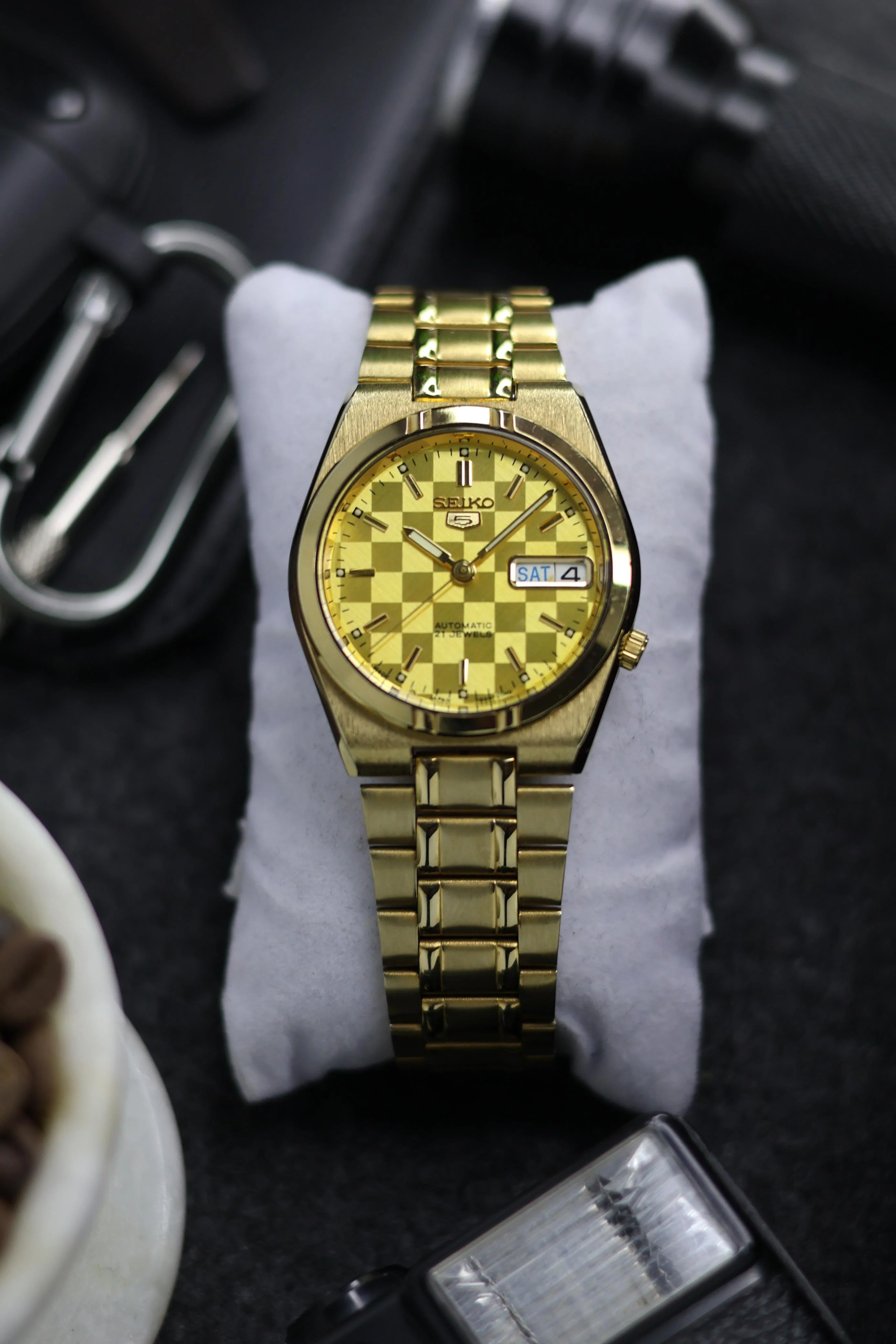 (Super Rare) Seiko 5 Gold Dial - Automatic Watch (Pre Owned) - A81 - Image 3